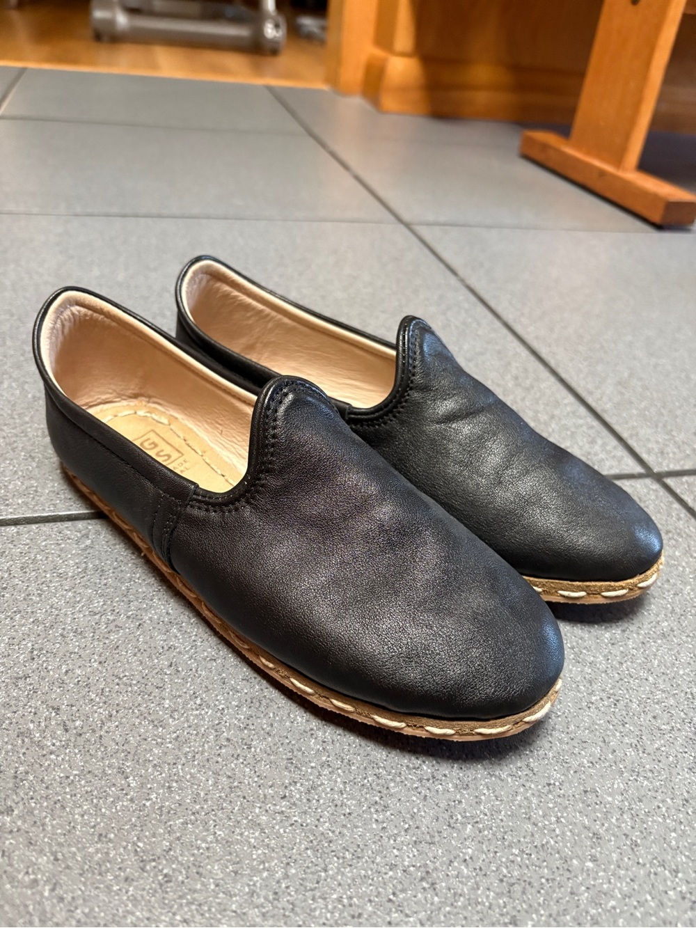 Leather Slip-On Flats in Black - Classic Women’s Loafers